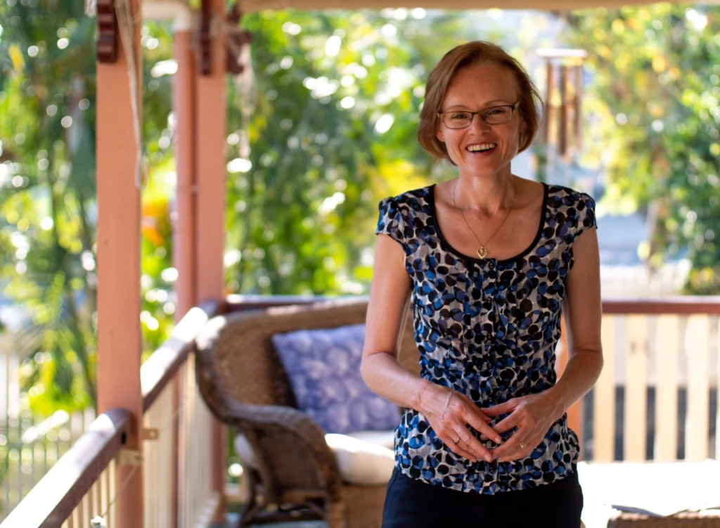 A headshot of Audra Starkey, the Healthy Shiftworker, who is the authof of Too Tired to Cook, host of the Healthy Shift Worker club and presenter of Shift Worker Workplace Wellness Seminars.